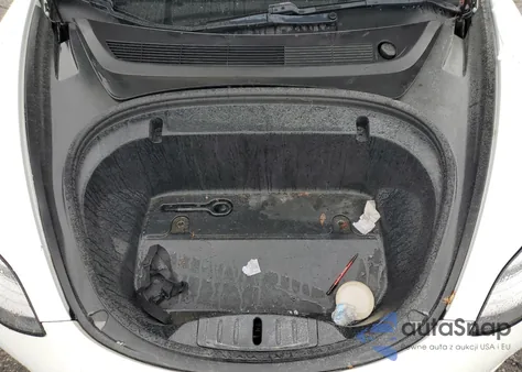 2020 Tesla Model 3 z USA, uszkodzony, nr VIN 5YJ3E1EB1LF711291